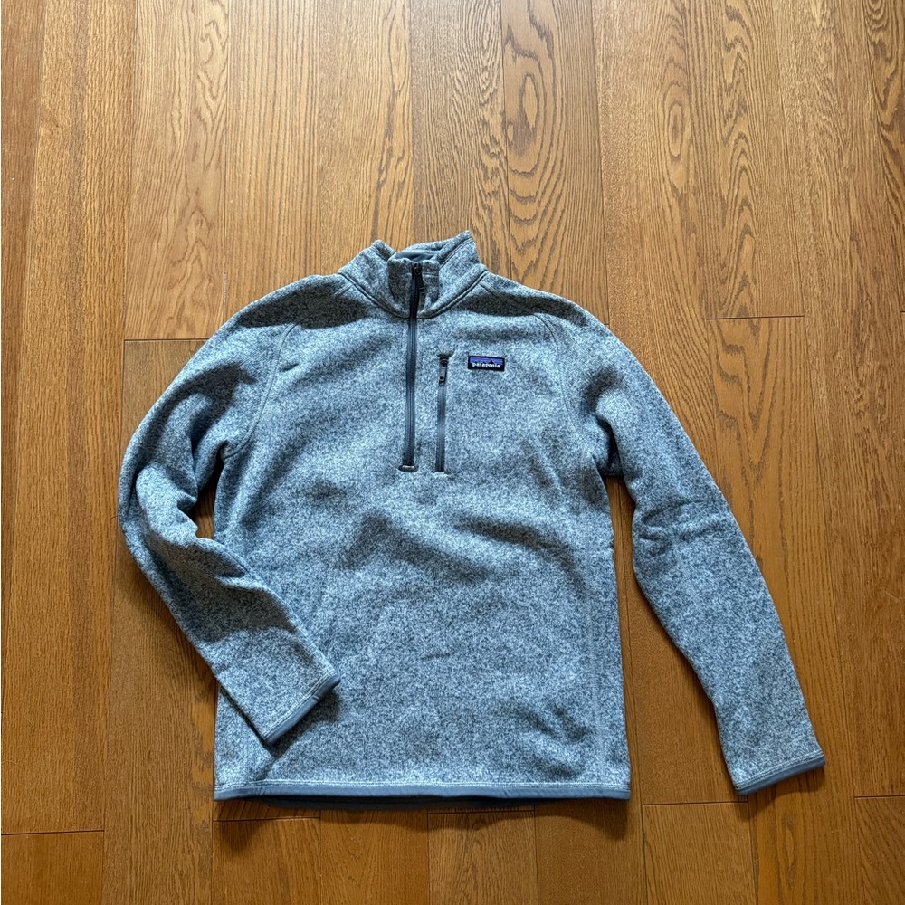 Men’s Patagonia sweater size M